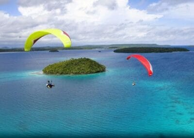 paragliding-tonga-2-675x460_c