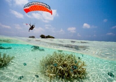 paragliding-tonga-675x460_c